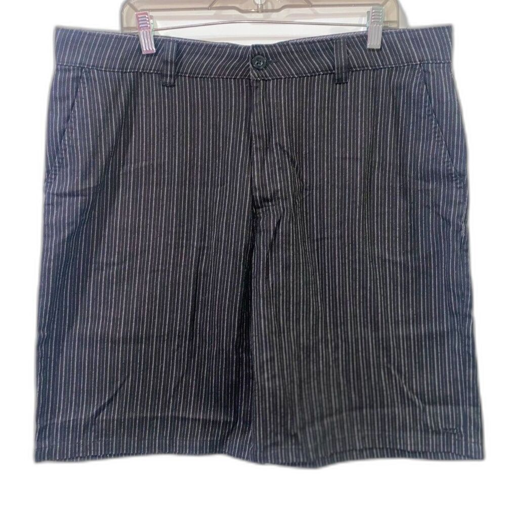 O’Neill Mens Black Pinstripe Flat Front Chino Shorts Skater Size 38 11"
